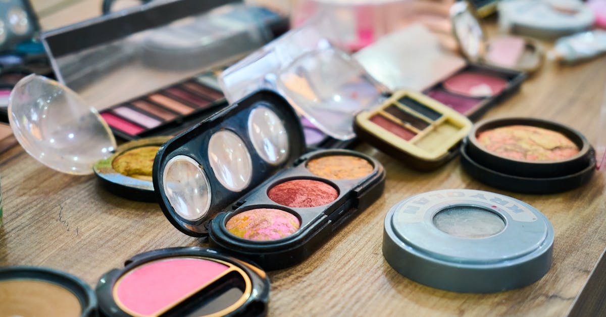 Best Single Eyeshadow Shades for a Versatile Collection